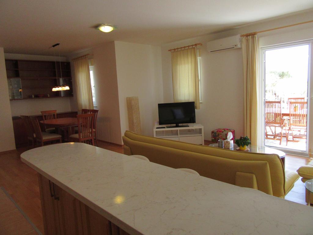 Apartment Linthorst トロギール エクステリア 写真